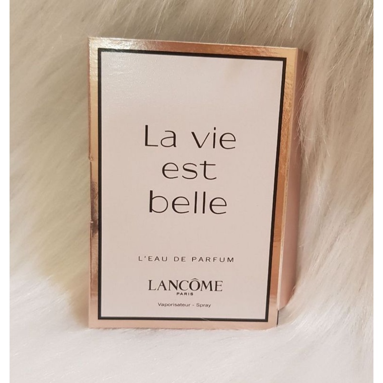 Perfume La vie est Belle Primeira linha