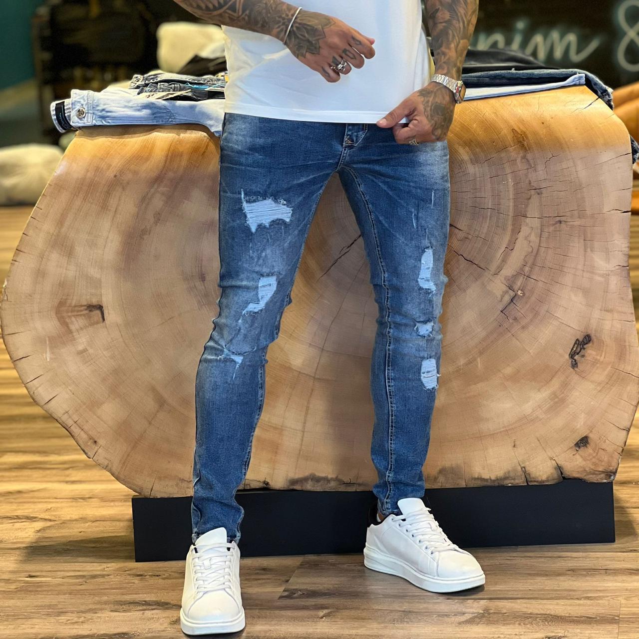 Calça jeans masculina jogador